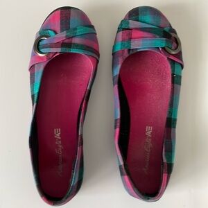 American eagle size 8 flats